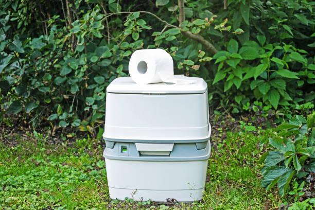 Best Luxury portable toilet rental  in Farmington, MN